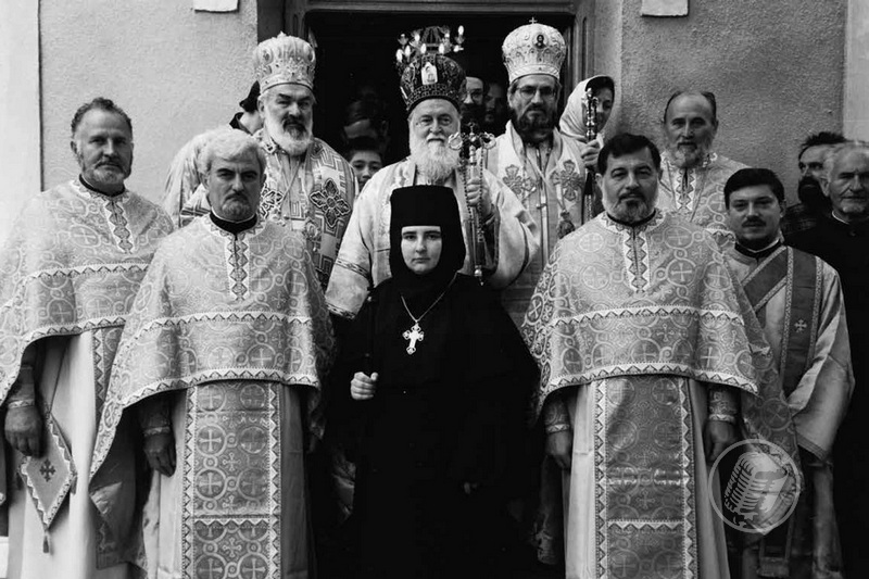 PRVI PRVI NA SKALI Vladika šumadijski Sava Vuković, Spomenica 2001-2021 - Izdavačka ustanova Eparhije šumadijske Kalenić 2 PRVI PRVI NA SKALI Vladika šumadijski Sava Vuković, Spomenica 2001-2021 - Izdavačka ustanova Eparhije šumadijske Kalenić 2